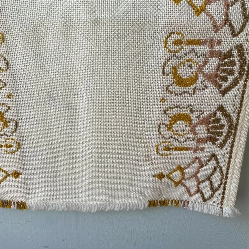 VINTAGE CHRISTMAS GOLD IVORY TABLE RUNNER SCARF ANGEL CANDLE TREE  DISNEY TAG